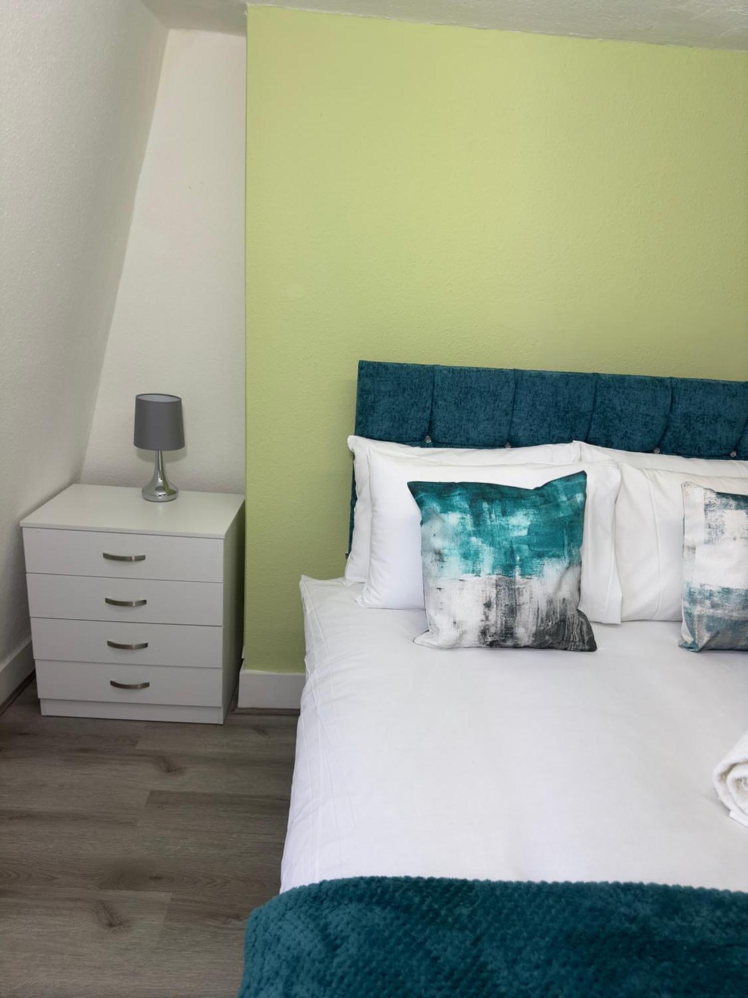 Hackney Mid & Long-Term Stays ลอนดอน ภายนอก รูปภาพ