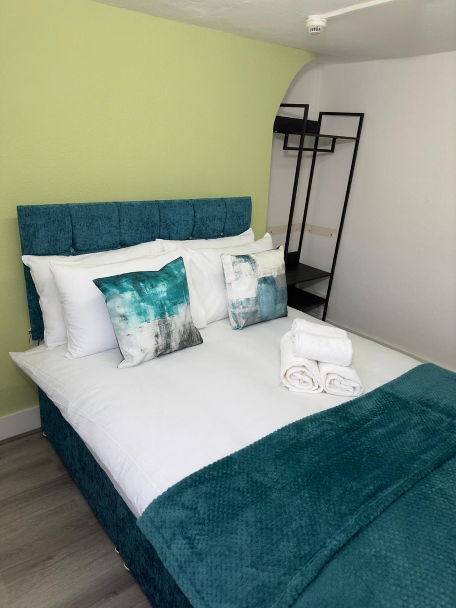 Hackney Mid & Long-Term Stays ลอนดอน ภายนอก รูปภาพ