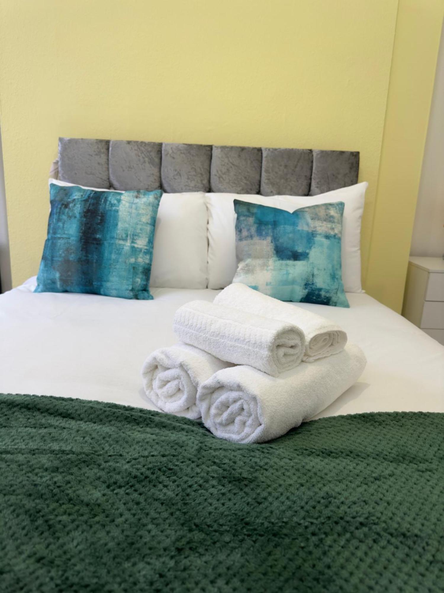 Hackney Mid & Long-Term Stays ลอนดอน ภายนอก รูปภาพ