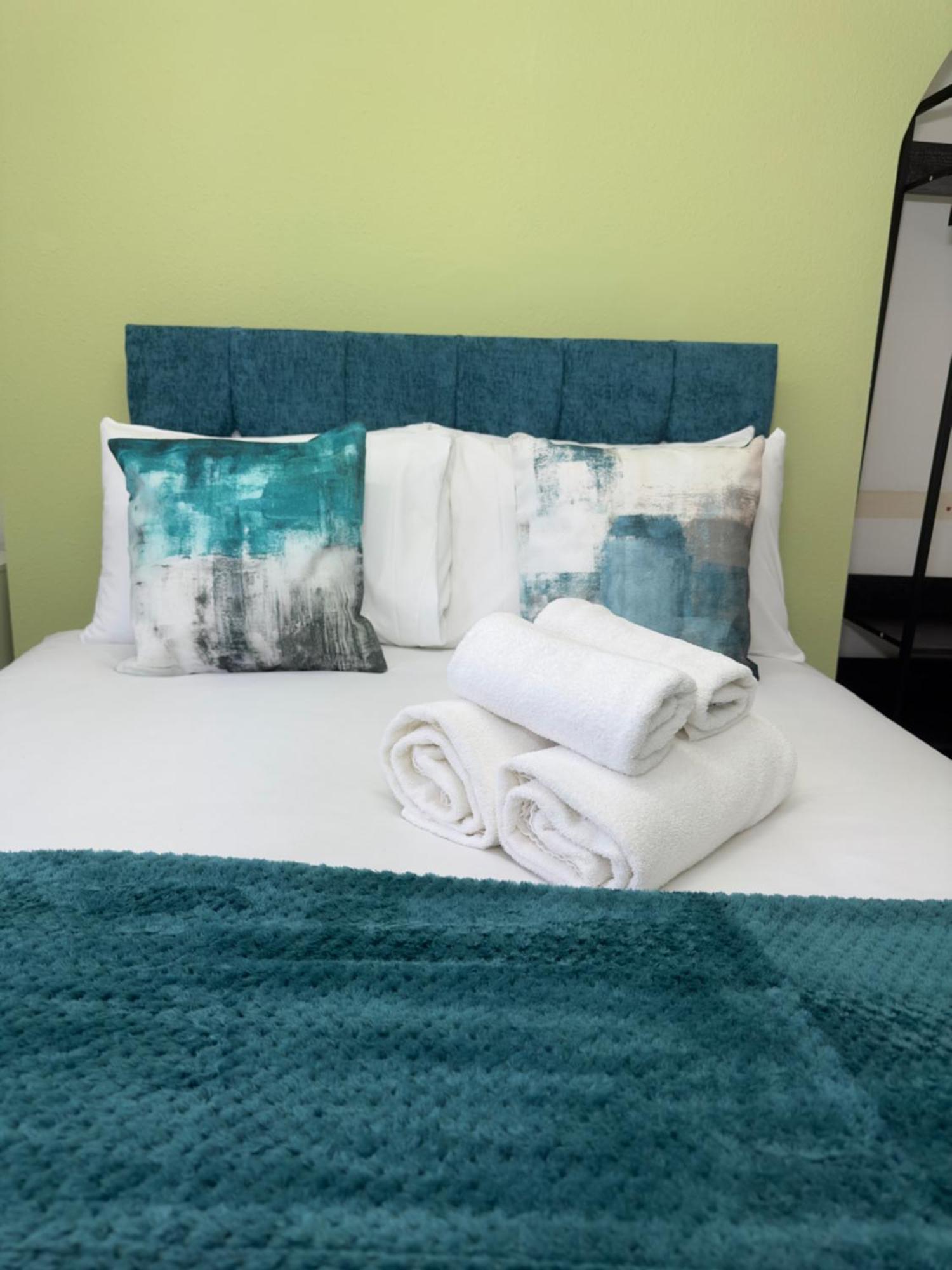 Hackney Mid & Long-Term Stays ลอนดอน ภายนอก รูปภาพ