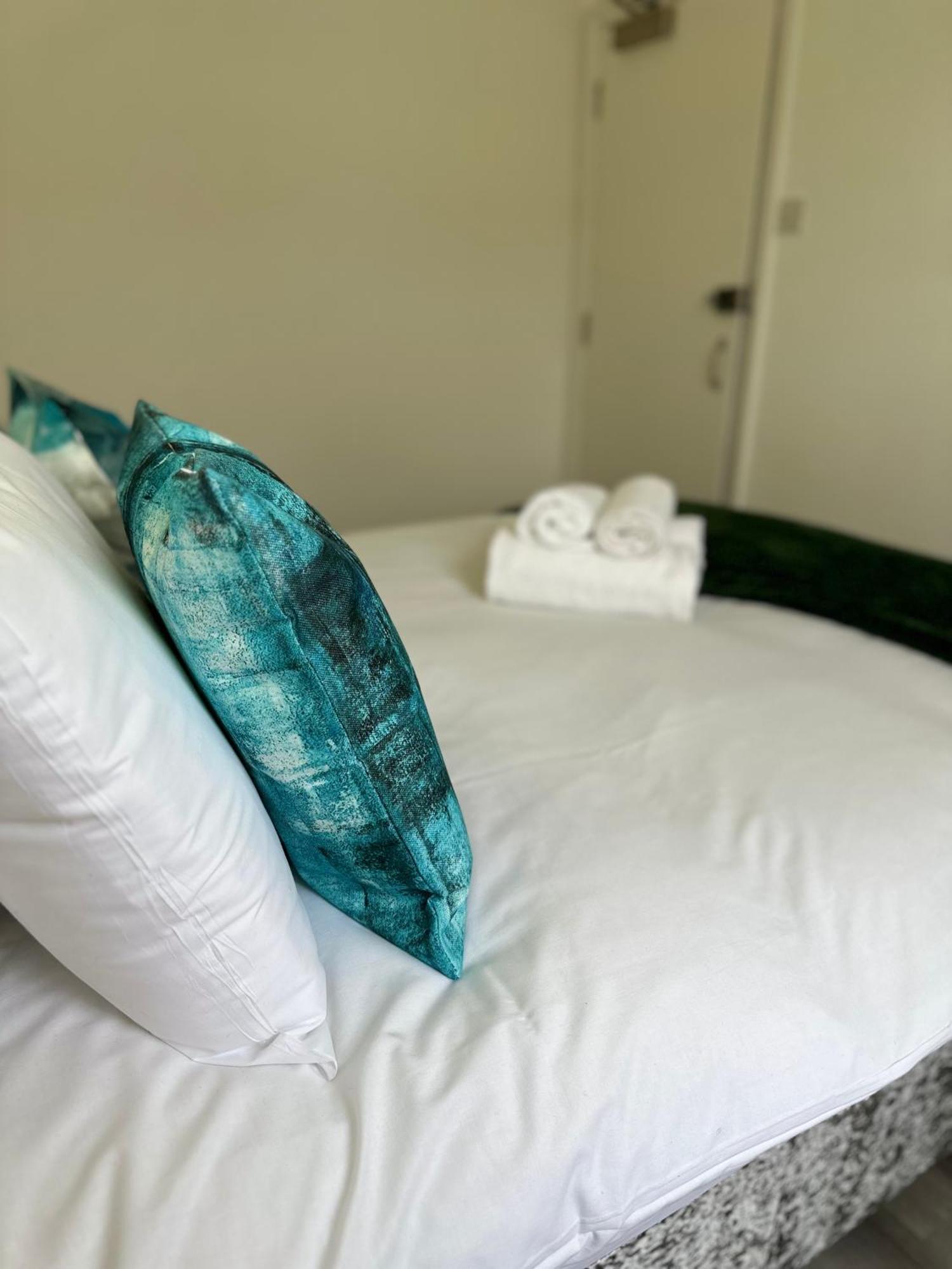 Hackney Mid & Long-Term Stays ลอนดอน ภายนอก รูปภาพ