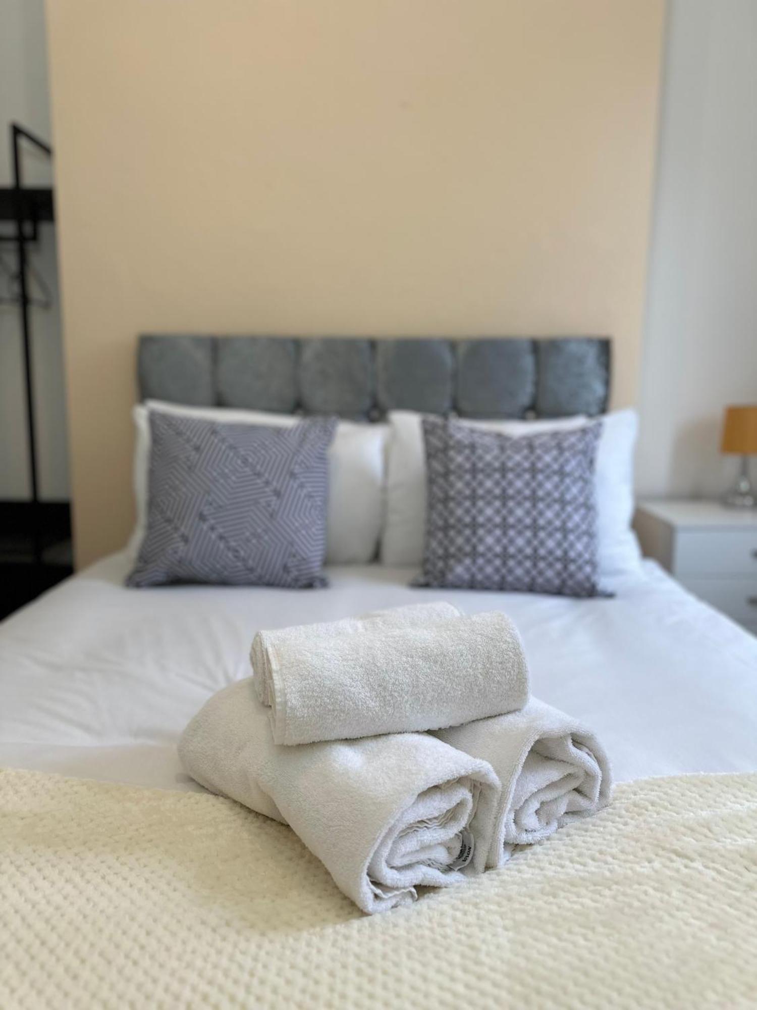 Hackney Mid & Long-Term Stays ลอนดอน ภายนอก รูปภาพ